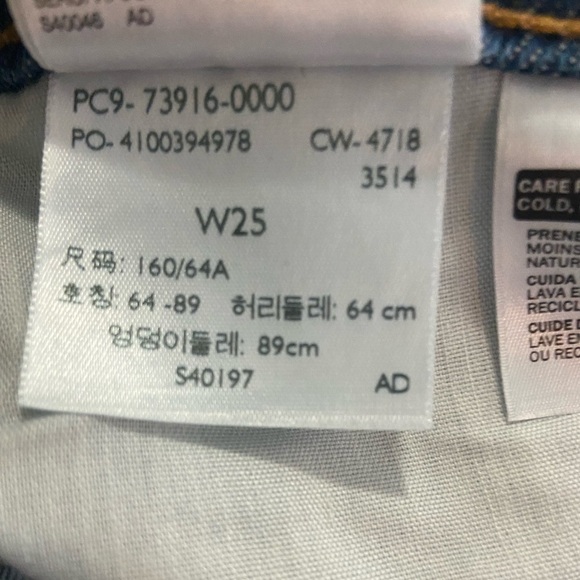 Levi’s Deconstructed High Rise Distressed Denim Skirt - Picture 4 of 5